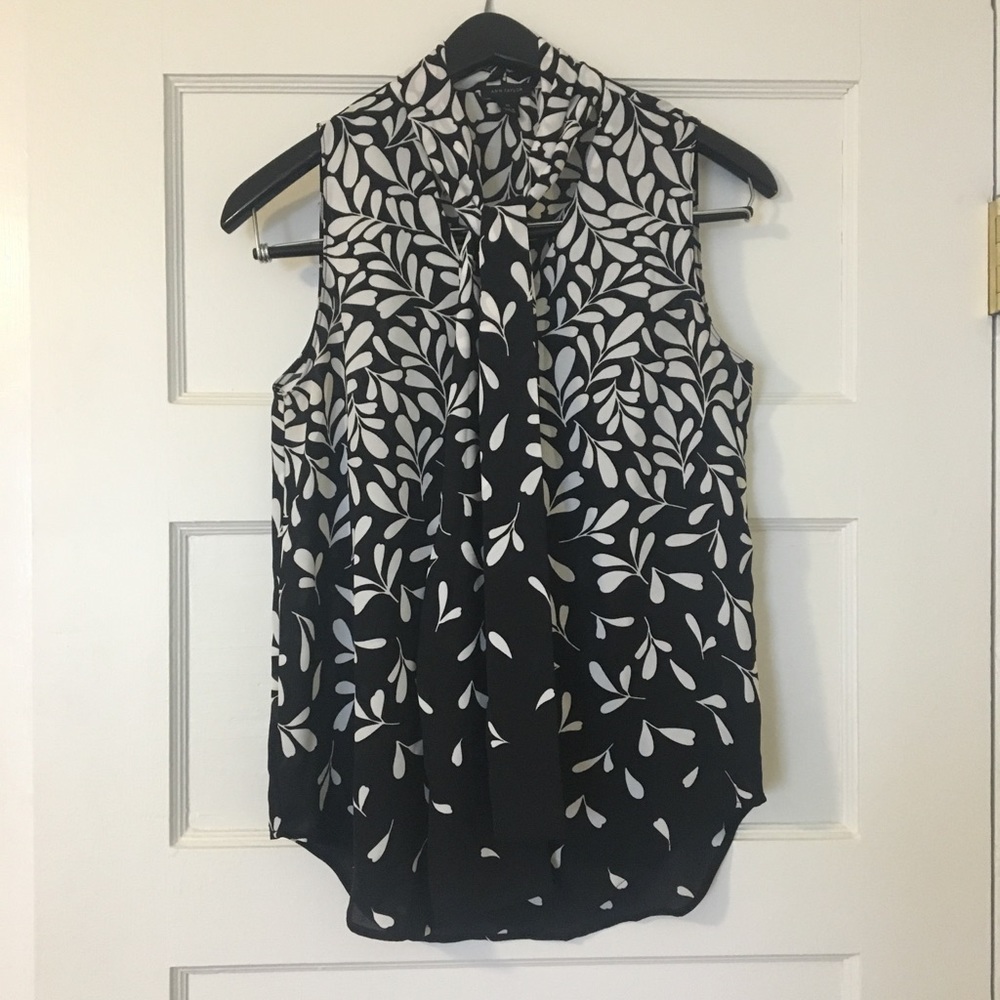 Black and White Ann Taylor sleeveless blouse